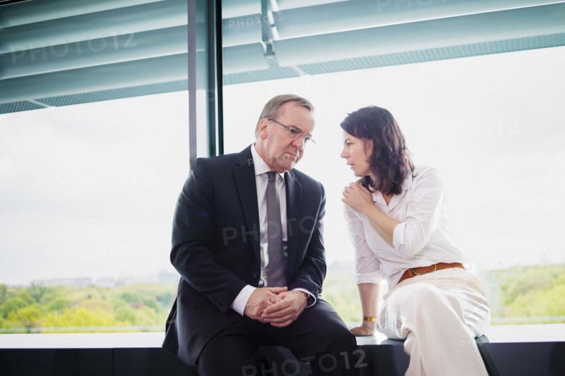 Boris Pistorius (SPD), Federal Minister of Defence, and Annalena Bärbock (Alliance 90/The Greens), Federal Foreign Minister, pictured during a meeting of the Federal Cabinet. Berlin, 24.04.2024