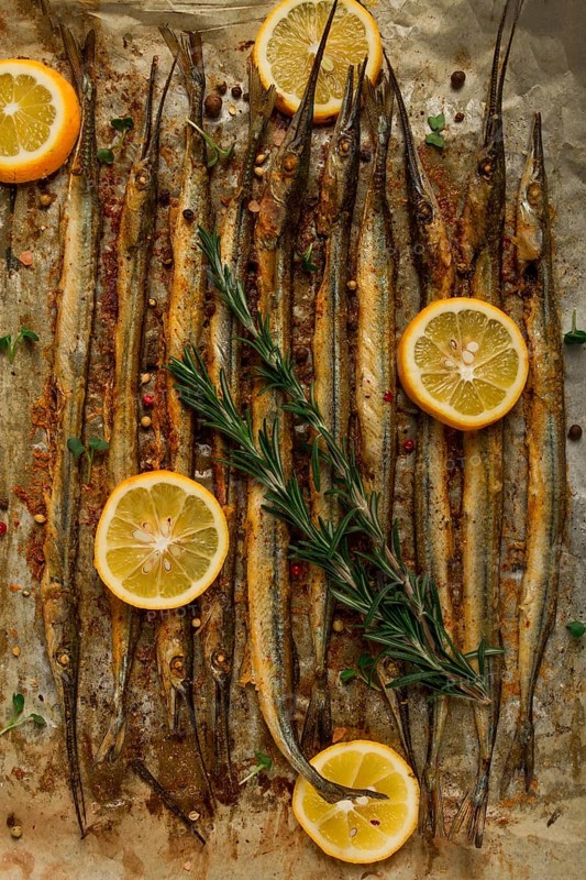 Fried fish, sargan, black sea pike, top view, close-up, no people