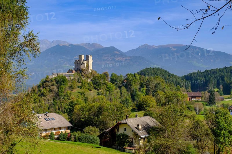 Michelsburg Castle near St. Lorenzen, near Bruneck, Pustertal, South Tyrol, Italy, Europe
