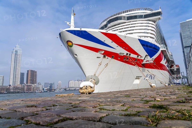 Cruise ship Iona of the British shipping company P&O Cruises, moored at the pier of Cruise Terminal Rotterdam, the largest cruise ship ever built in Germany, 17 passenger decks, 2600 cabins for 5200 passengers, the ship is fuelled by liquefied natural gas, Netherlands