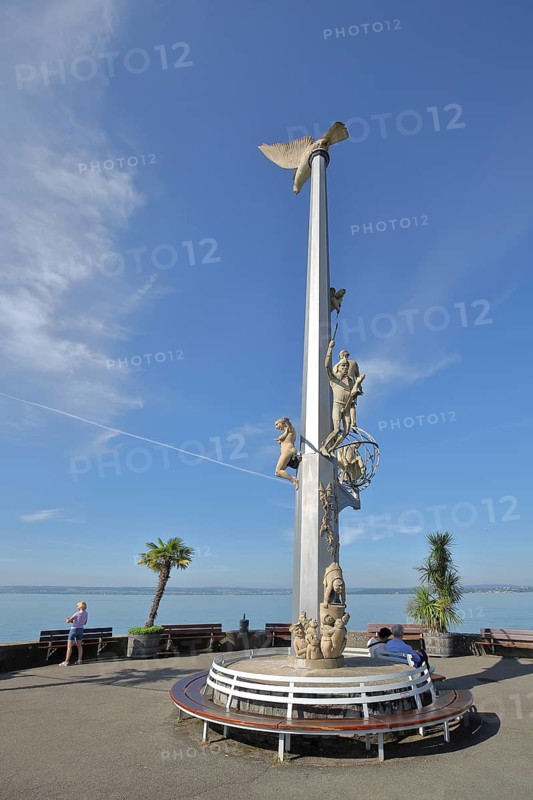 Sculpture Magic Column by Peter Lenk 2007, bench, harbour, lake, Meersburg, Obersee, Lake Constance, Lake Constance area, Baden-Württemberg, Germany, Europe