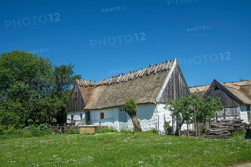 Typical old farmhouse in southern Sweden, Stenberget, Skurup Municipality, Skåne County, Sweden, Scandinavia, Europe