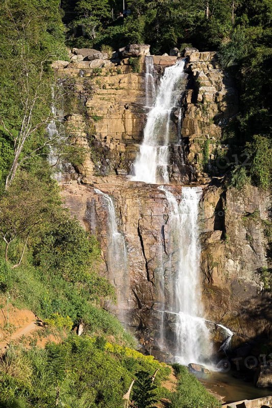 Waterfalls on Ramboda Oya river, Ramboda, Nuwara Eliya, Central Province, Sri Lanka, Asia