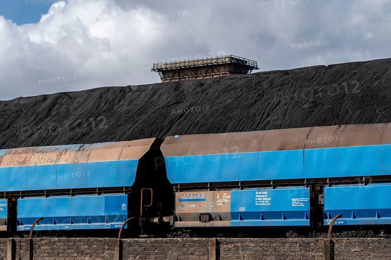 Coal storage, goods train, of the Prosper coking plant, operated by the ArcelorMittal steel group, 146 coke ovens with a daily output of 5500 tonnes of coke, Bottrop, North Rhine-Westphalia, Germany, Europe