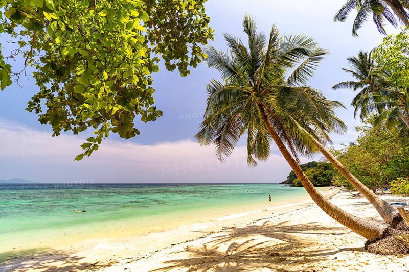 Dream beach Ao-niang on the island of Koh Kradan in the Andaman Sea, voted the most beautiful beach in the world in 2023, Thailand, Asia
