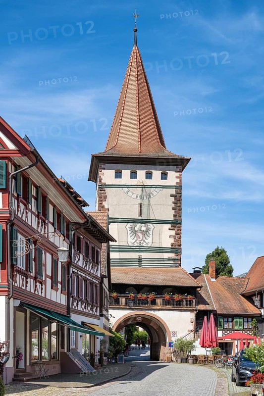 Half-timbered buildings with the Obertorturm, Haigeracher Tor, historic town tower and landmark in the old town centre of Gengenbach, Ortenaukreis, Baden-Württemberg, Germany, Europe
