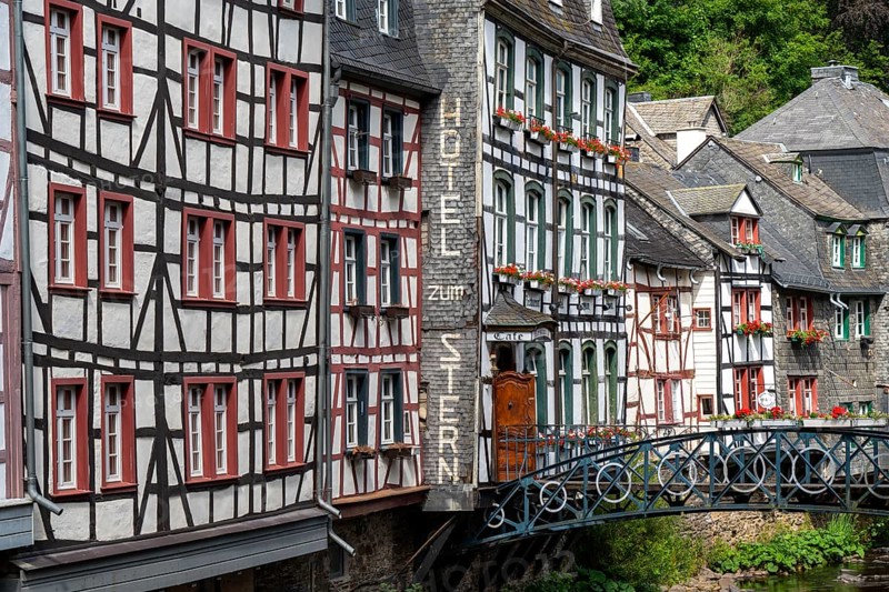 The town of Monschau, in the Eifel, on the river Rur, North Rhine-Westphalia, Germany, Europe