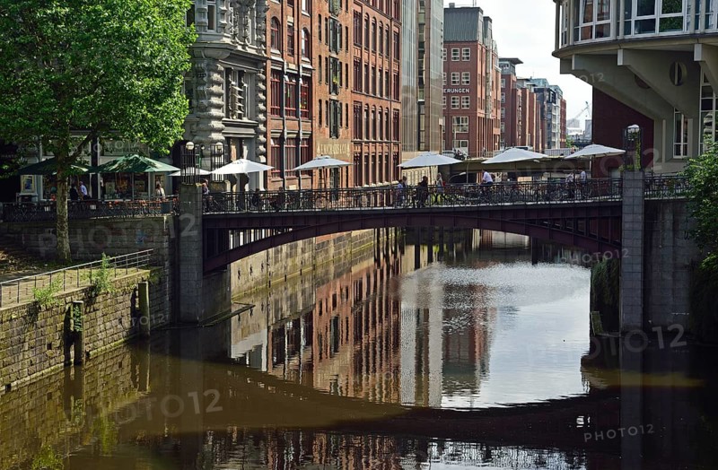 Europe, Germany, Hamburg, City, Neustadt, Herrengrabenfleet, historical ensemble of office buildings, in the centre the second oldest warehouse in Hamburg, Michaelis & Co, Hamburg, Hamburg, Federal Republic of Germany, Europe