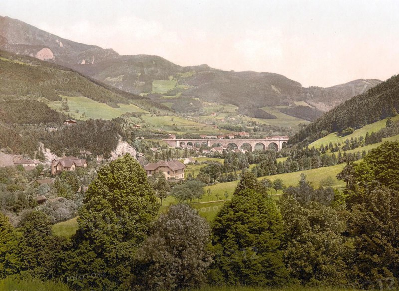 Peyerbach, Payerbach, von Reichenau aus gesehen, im Bezirk Neunkirchen in Niederösterreich, Österreich, um 1890, Historical, digitally restored reproduction from a 19th century original, seen from Reichenau, in the district of Neunkirchen in Lower Austria, Austria, around 1890, Historical, digitally restored reproduction from a 19th century original, Europe