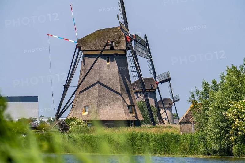 Kinderdijk, 18 windmills designed to pump water from the polders to utilise the land, one of the most famous sights, UNESCO World Heritage Site, Netherlands