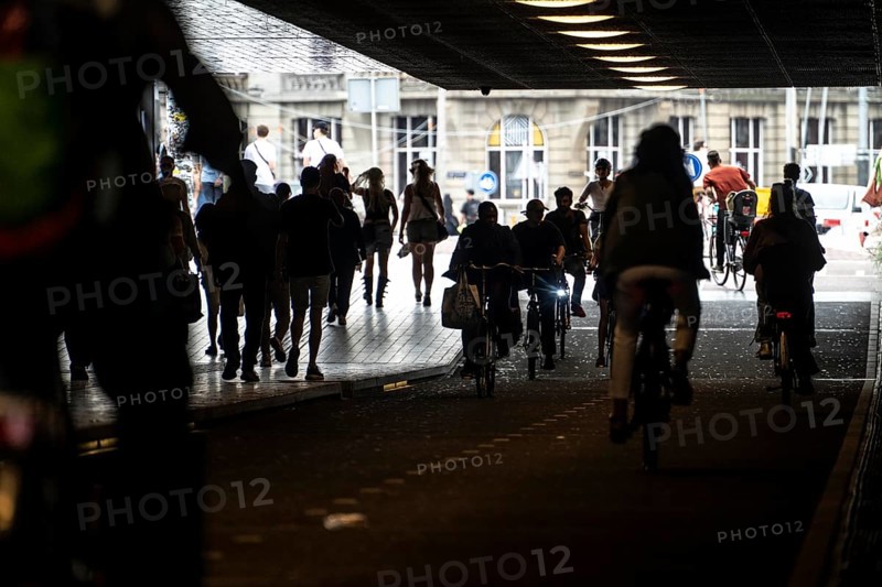 Footpath and cycle path, cycle highway, Cuyperspassage, subway at Central Station, Amsterdam Centraal, Netherlands