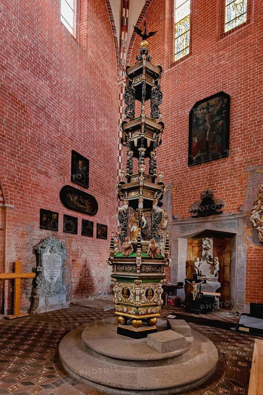 Dobrilugk Monastery (Dobraluca) was a Cistercian abbey in Lower Lusatia in the area of today's Doberlug-Kirchhain. The monastery in Dobrilugk was founded by a son of Margrave Konrad of Meissen, Dietrich von Landsberg, in 1165. The monastery church from the beginning of the 13th century can still be admired today. Alongside the churches in Lehnin and Chorin, it is one of the most imposing and important brick buildings from this period. Restorations and remodelling were carried out in 1905/1906, resulting in a mixture of medieval and baroque design elements. Only part of the south wing of the monastery buildings remains, Doberlug Kirchhain Monastery, Doberlug Kirchhain, Brandenburg, Germany, Europe