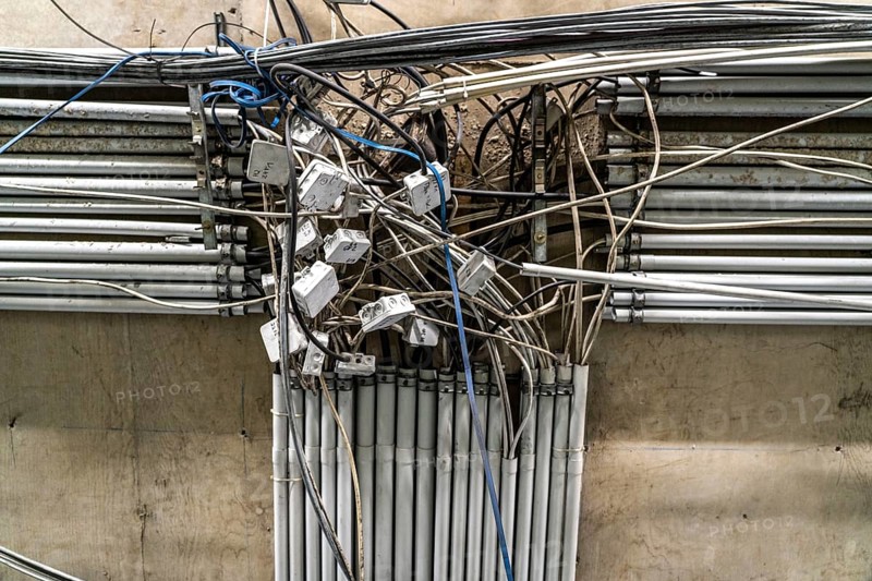 Cabling, cables, junction boxes, power lines, cable installation, junction boxes, are renewed, extended in a building