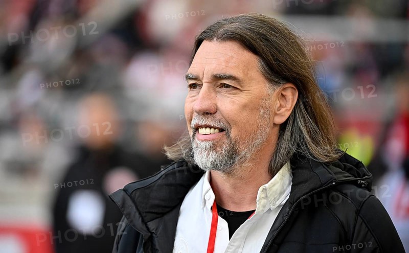 Sports Director Martin Schmidt 1. FSV Mainz 05, Portrait, smiles, MHPArena, MHP Arena Stuttgart, Baden-Württemberg, Germany, Europe