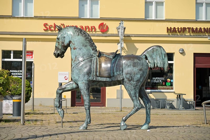 Horse, sculpture by Joost Van der Velden, Schlossplatz, Grünstraße, Köpenick, Treptow-Köpenick, Berlin, Germany, Europe
