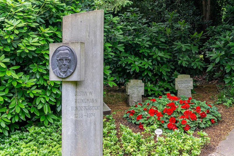 Grave of Gustav W. Heinemann, former Federal President, at the Park Cemetery in Essen-Huttrop, North Rhine-Westphalia, Germany, Europe