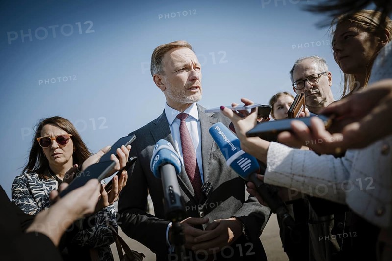 Christian Lindner (FDP), Federal Minister of Finance, photographed during a press statement in front of departure from New York to Washington DC, in New York City, 23 October 2024. Photographed on behalf of the Federal Ministry of Finance