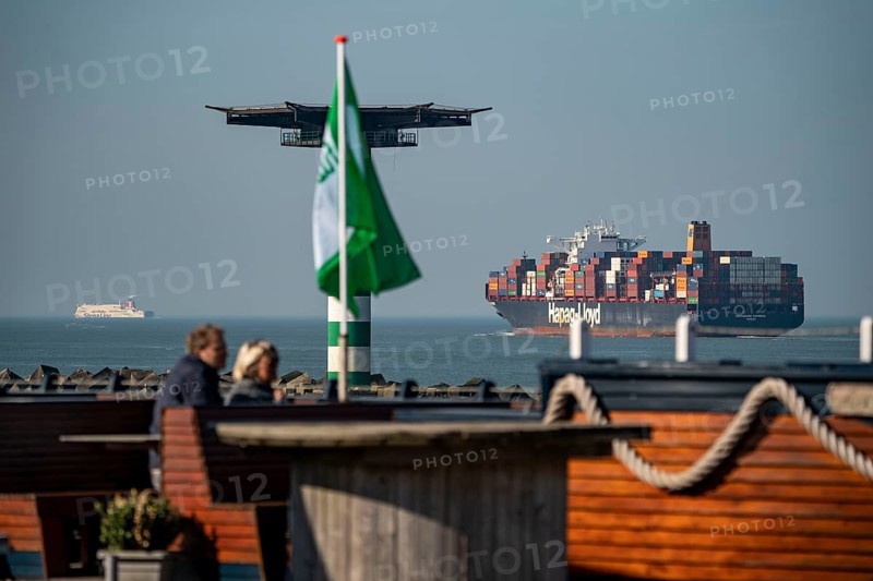 Container freighter VALPARAISO EXPRESS, of the shipping company Hapag-Lloyd, in the harbour exit of the deep-sea port Maasvlakte 2, the seaport of Rotterdam, Netherlands, on an artificial land area off the original coast