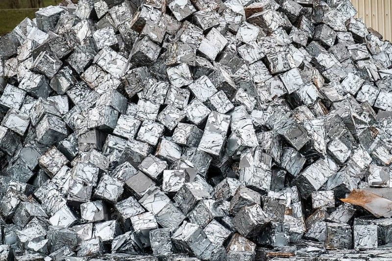 Duisburg-Ruhrort inland port, forwarding island, recycling of scrap metal, scrap metal, aluminium scrap, Duisburg, North Rhine-Westphalia, Germany, Europe