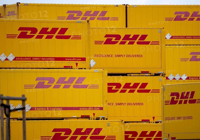 DHL, Deutsche Post, parcel centre, warehouse for freight containers, Krefeld, North Rhine-Westphalia, Germany, Europe