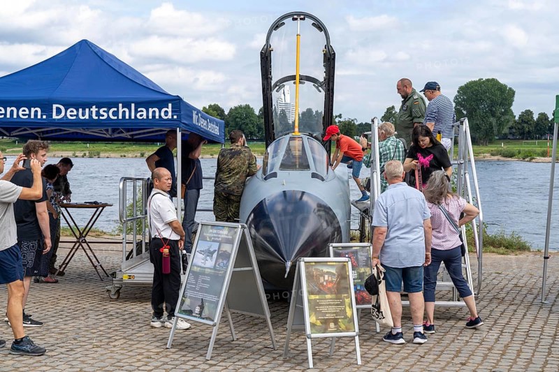 The Bundeswehr at the North Rhine-Westphalia Day in Cologne, information and recruitment, cockpit model of a Tornado fighter jet, visitors, North Rhine-Westphalia, Germany, Europe