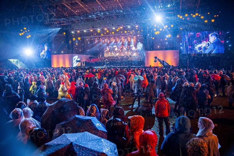 When over 25, 000 visitors flock to the Rudolf Harbig Stadium for the big Advent concert just in front of Christmas, the Christmas festivities begin for many Dresdeners. What began in 2015 as part of the celebrations to mark the anniversary of the world-famous Dresden Kreuzchor has now established itself as one of the biggest and most beautiful Christmas events in Germany., Dresden, Saxony, Germany, Europe