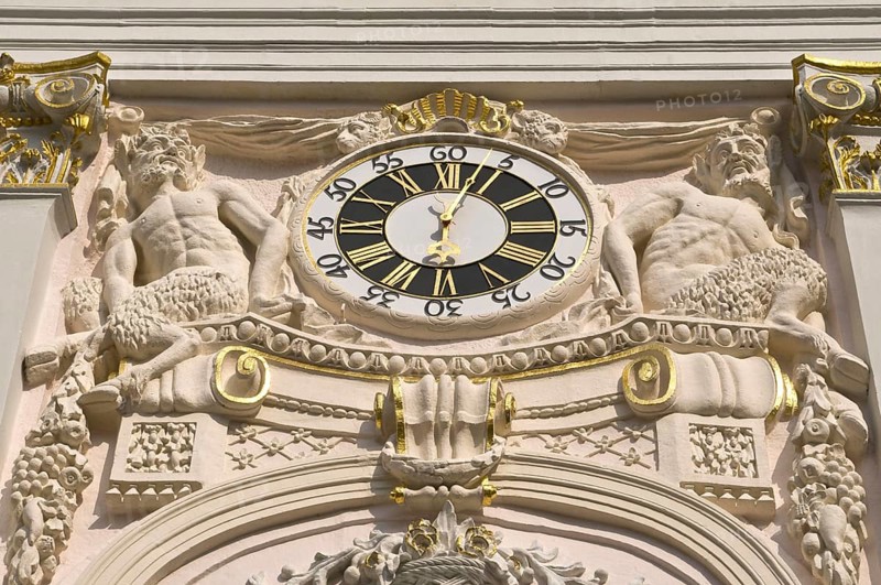 Europe, Germany, North Rhine-Westphalia, Bonn, Market, Old Town Hall, built 1737-1738, Rococo façade and town hall clock, Bonn, North Rhine-Westphalia, Germany, Europe