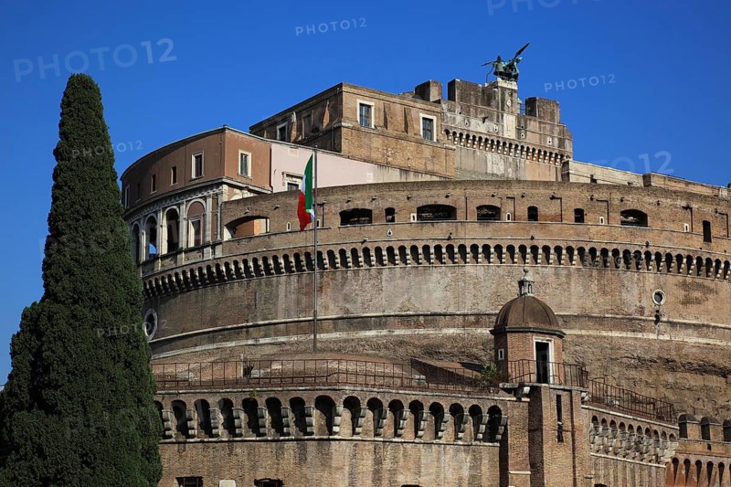 Castel Sant'Angelo, Castel Sant'Angelo, Mausoleo di Adriano, Mausoleum for the Roman Emperor Hadrian, fortress castle, Rome, Italy, Europe