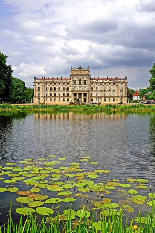 Europe, Germany, Mecklenburg-Western Pomerania, Ludwigslust, Ludwigslust Palace, front with water lily pond, built from 1772 to 1776 for Duke Friedrich von Mecklenburg-Schwerin, late Baroque, Schwerin, Mecklenburg-Western Pomerania, Germany, Europe