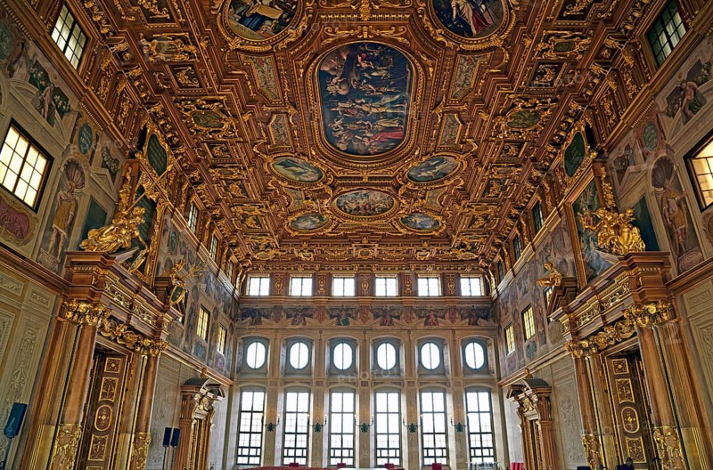 Europe, Germany, Bavaria, Swabia, Augsburg, Rathausmarkt, Town Hall, Renaissance, built 1615 to 1620, Golden Hall, view to the ceiling, Europe
