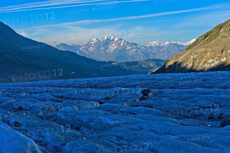 Morning on the jagged ice of the Great Aletsch Glacier, view of the ridge of the Valais Alps, UNESCO World Heritage Swiss Alps Jungfrau-Aletsch, Valais, Switzerland, Europe