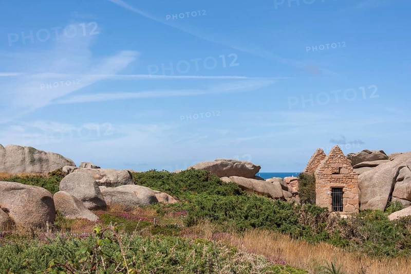 Ruin of an old (gunpowder) powder magazine, customs officers' path, customs officers' path near Ploumanach, Cote de Granit Rose, Brittany, France, Europe