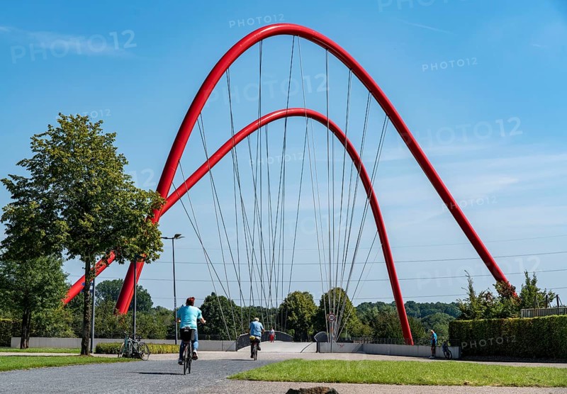 Nordsternpark, former Nordstern colliery site, Emscherpark cycle path, double arch bridge over the Rhine-Herne Canal in Gelsenkirchen, North Rhine-Westphalia, Germany, Europe