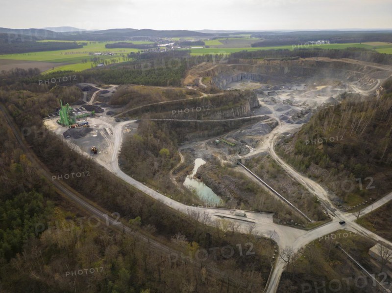 Natursteinwerke Weiland GmbH is a family business that operates several granite and greywacke stone plants as well as gravel works in Upper Lusatia. Natursteinwerke Weiland GmbH employs around 150 people and supplies customers throughout Germany, Poland and the Netherlands as a universal supplier of building materials. Greywacke is processed into a wide range of products at the Bernbruch stone works near Kamenz, Kamenz, Saxony, Germany, Europe