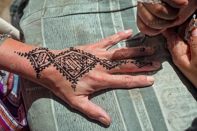 Traditional Moroccan hand tattoo, henna, tattoo, craft, tradition, traditional, oriental, arabic, plant colour, body decoration, pattern, custom, jewellery, body painting, hand, sign, symbol, design