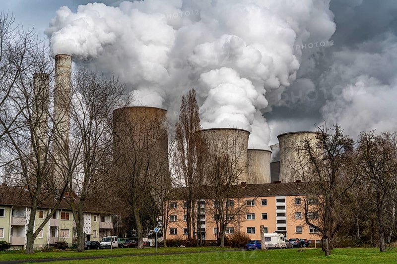 Lignite-fired power station, RWE Power AG Niederaußem power station, Auenheim district, directly at the power station, belongs to Bergheim, North Rhine-Westphalia, Germany, Europe