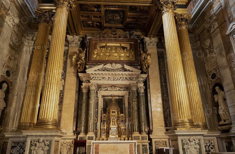 Interior view, Lateran Basilica, Basilica San Giovanni in Laterano, Cathedral of the Diocese of Rome, Monti district, Rome Italy