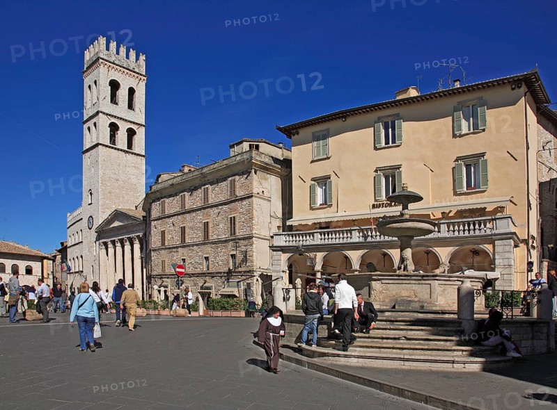 Piazza del Comune market square and Santa Maria sopra Minerva church in Assisi, Umbria, Italy, Europe