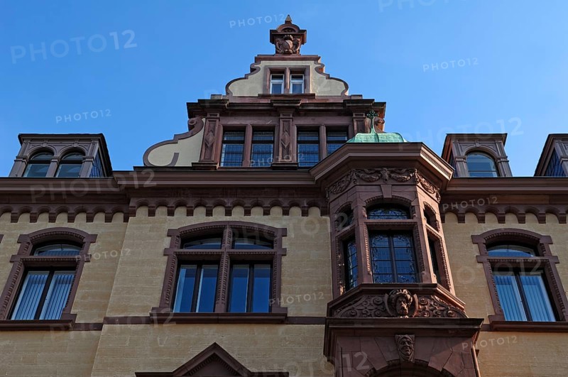 Gable and oriel of a town house (Art Nouveau built in 1901), Hauptstr. 44, Heidelberg, Baden-Württemberg, Germany, Europe