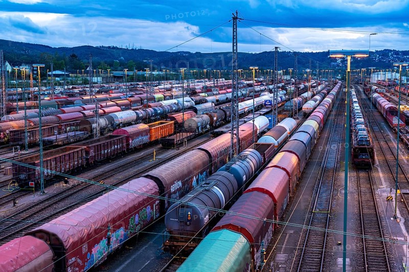 The Hagen-Vorhalle marshalling yard, one of the 9 largest in Germany, is located on the Wuppertal-Dortmund railway line and has 40 directional tracks on which goods trains are assembled, in the evening, North Rhine-Westphalia, Germany, Europe