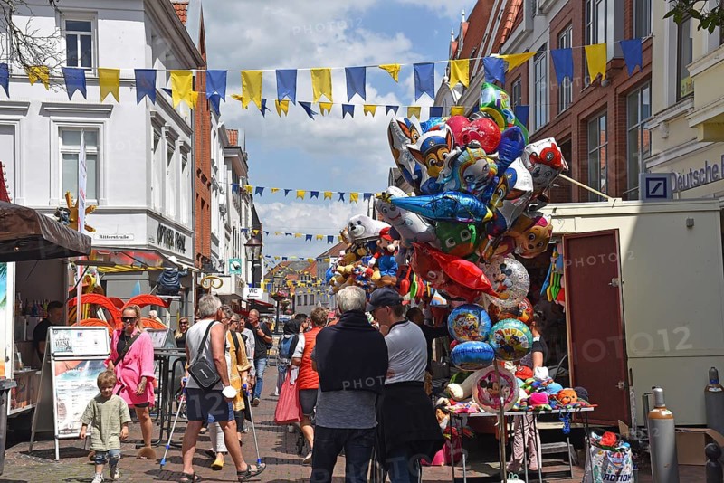 Europe, Germany, Hamburg Metropolitan Region, Lower Saxony, Stade District, Buxtehude, Old Town, Fair, Old Town Festival, Europe