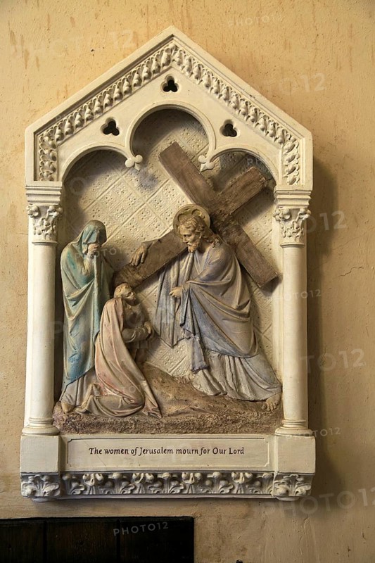 The women of Jerusalem mourn for Our Lord, stations of the cross, Ufford church, Suffolk, England, UK