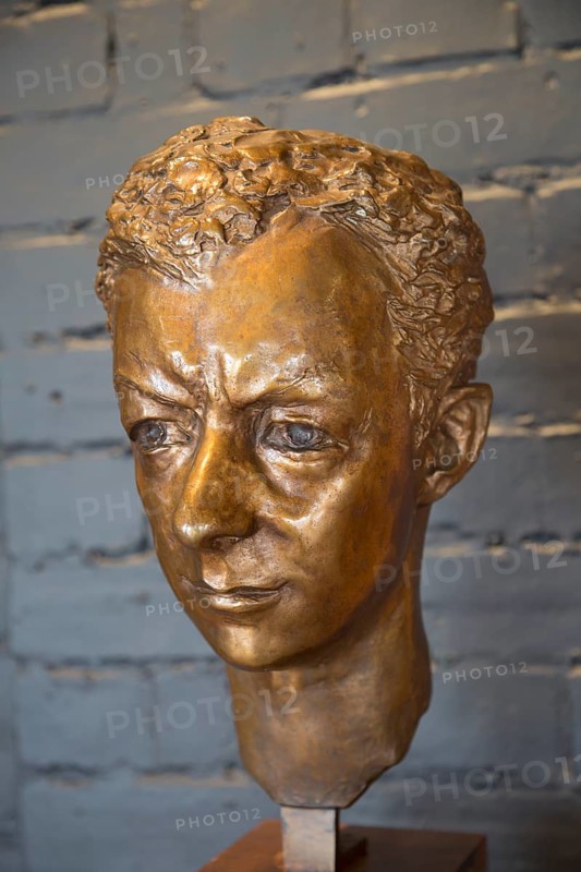Bronze head sculpture of Benjamin Britten by Georg Ehrlich 1951, Snape Maltings, Suffolk, England, Uk