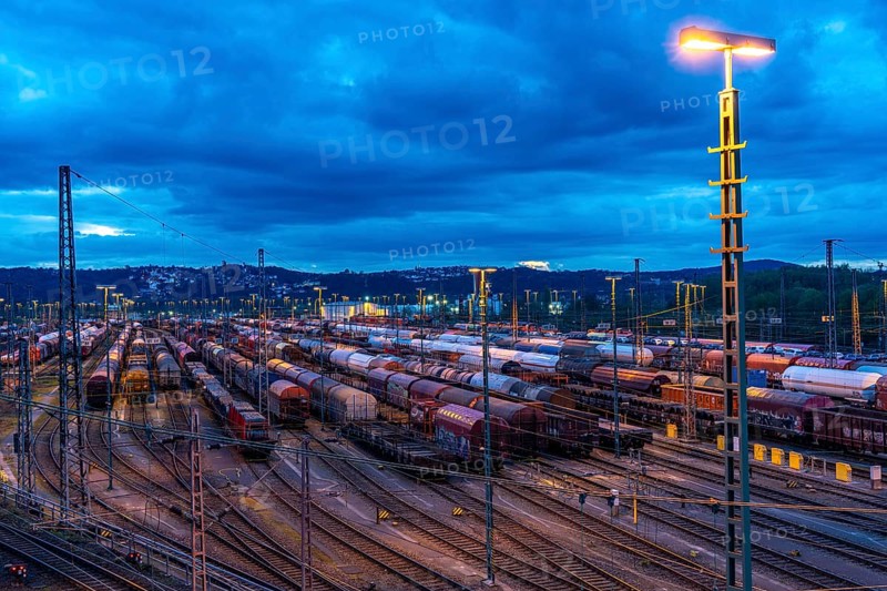 The Hagen-Vorhalle marshalling yard, one of the 9 largest in Germany, is located on the Wuppertal-Dortmund railway line and has 40 directional tracks on which goods trains are assembled, in the evening, North Rhine-Westphalia, Germany, Europe