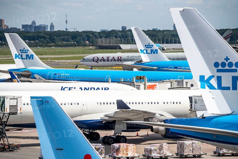 Amsterdam Schiphol Airport, aircraft at terminal, Gates D, check-in, apron, Amsterdam, Netherlands