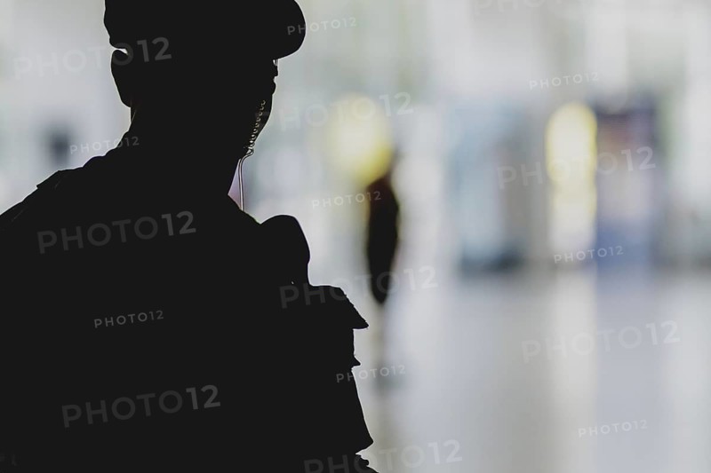 A police officer of the Federal Police at Ostbahnhof in Berlin, 15/08/2024