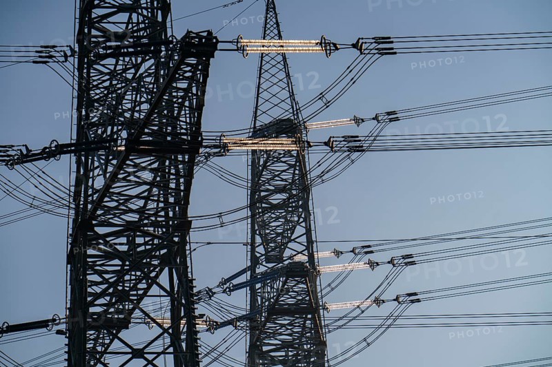 380 kV system, switchgear, from the transmission system operator Amprion, in the Emscherbruch in Herten, high-voltage pylon with glass insulators, North Rhine-Westphalia, Germany, Europe