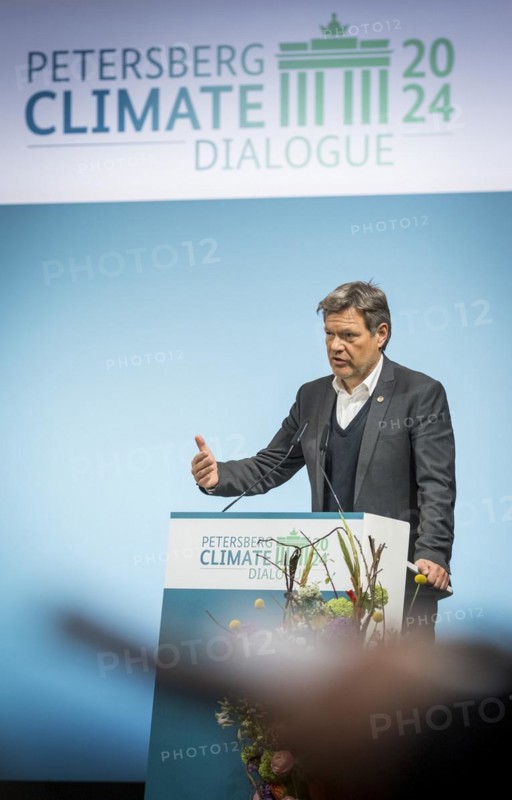 15th Petersberg Climate Dialogue at the Federal Foreign Office. Session TWO with Robert Habeck (Alliance 90/The Greens), Federal Minister for Economic Affairs and Climate Protection and Vice-Chancellor. 'Photographed on behalf of the Federal Foreign Office'