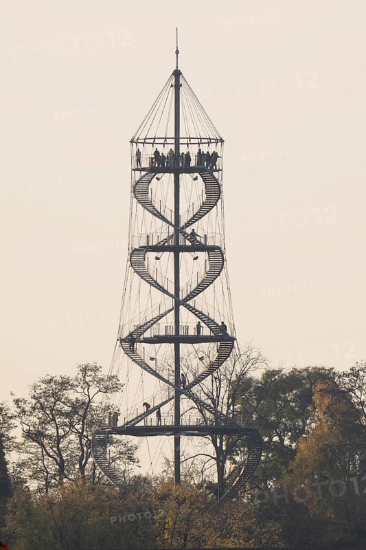 Killesberg Tower, visitors, Höhenpark Killesberg, Stuttgart, Baden-Württemberg, Germany, Europe