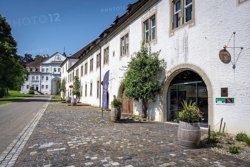 The historic upper long building with wine cellar and wine shop, Salem Castle, former imperial abbey, former monastery of Order of Cistercians, Salem, Lake Constance, Lake Constance district, Baden-Württemberg, Germany, Europe